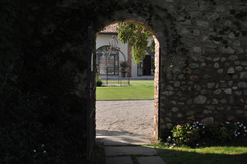 Hotel La Corte Bedizzole Bagian luar foto