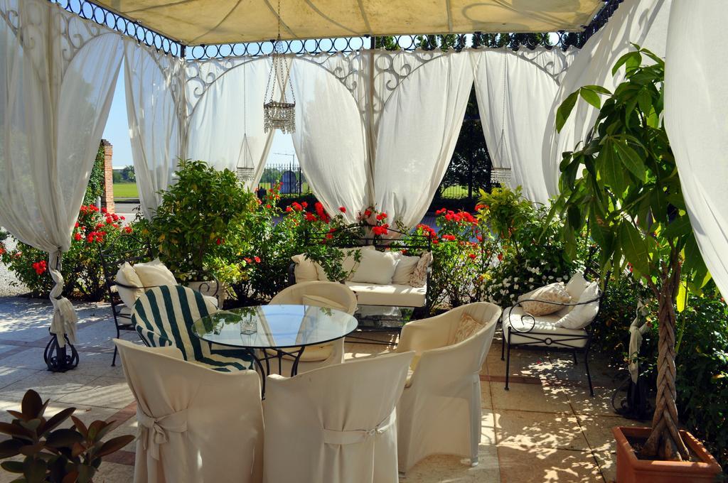 Hotel La Corte Bedizzole Bagian luar foto